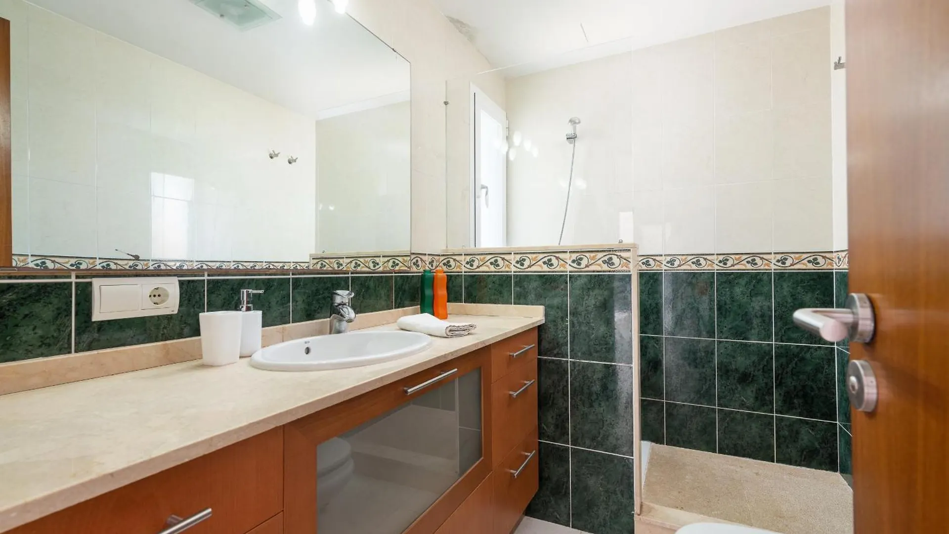 Villa Vistafar , Com Piscina Privada 알쿠디아